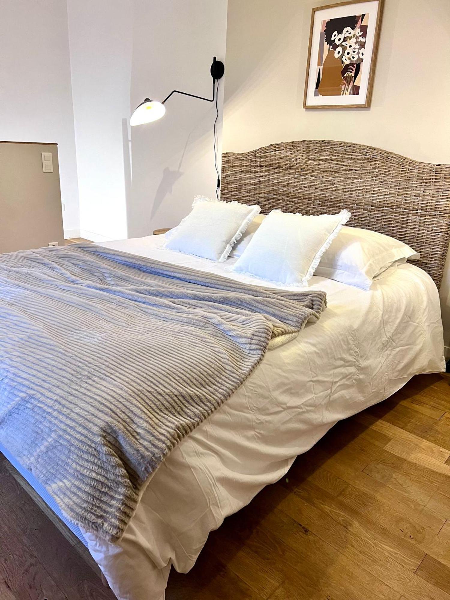 Le Jeanne, Appartement En Duplex Proche Forteresse Et Centre Ville Chinon Luaran gambar